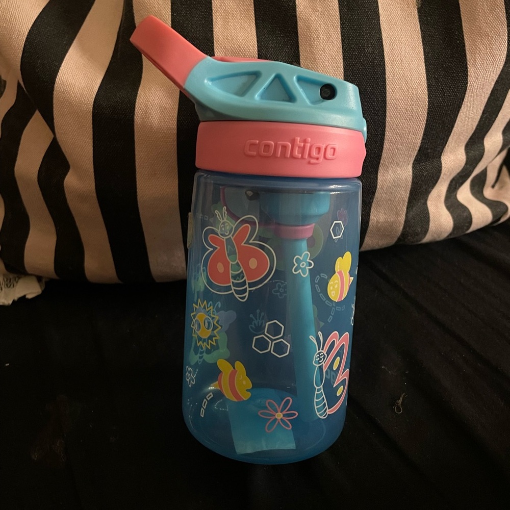 Contigo Kids Blue and Pink Water Bottle